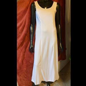 “BEEHIVE” VINTAGE Full Slip!